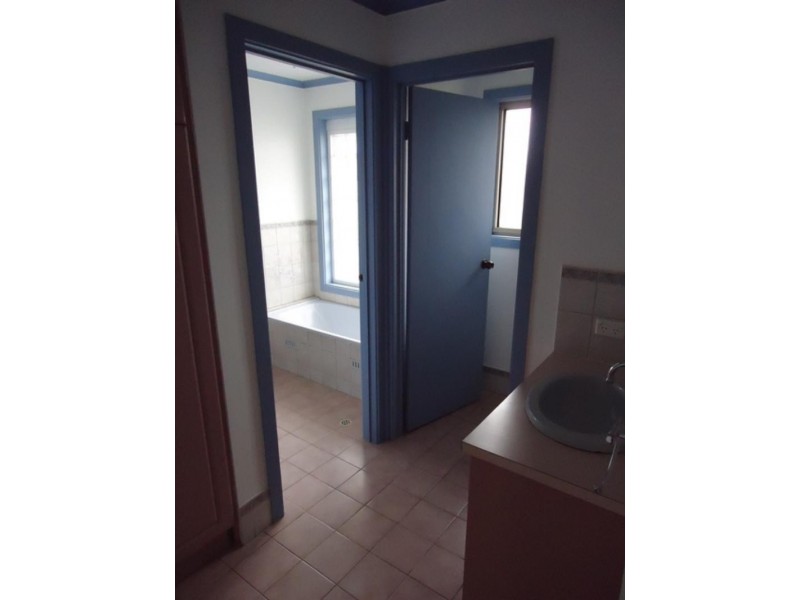 31 Quailo  Ave, Hallett Cove SA 5158