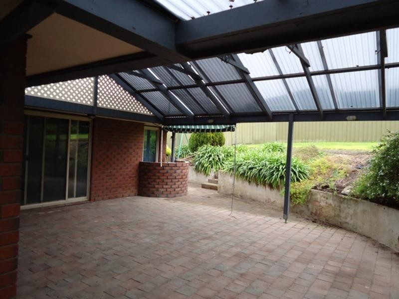 31 Quailo  Ave, Hallett Cove SA 5158