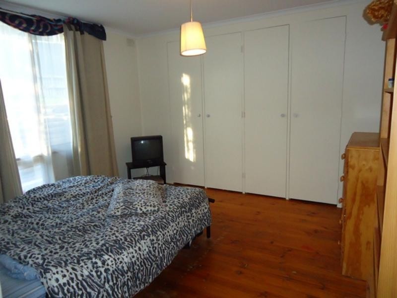 19 Queensferry Rd, Old Reynella SA 5161