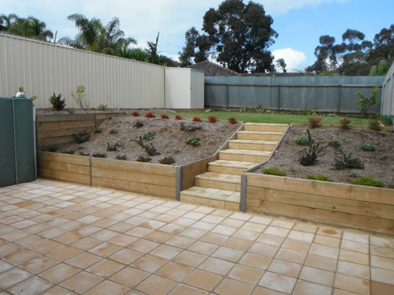 70 Kenihans Rd, Happy Valley SA 5159