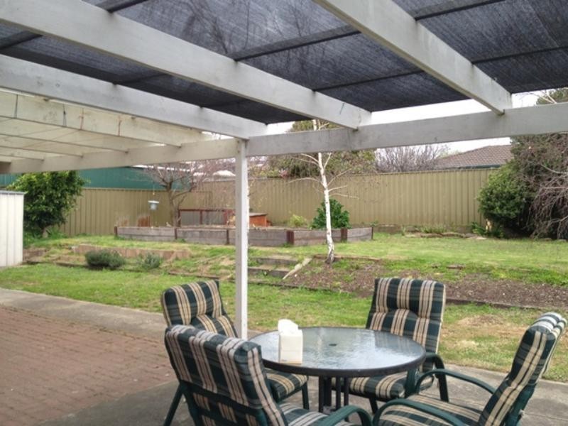 15 Gamay Dr, Old Reynella SA 5161