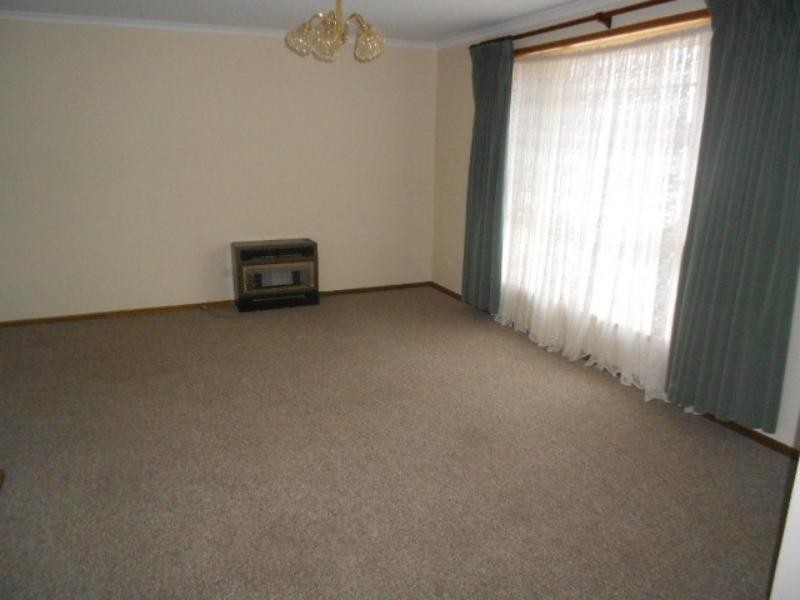 52 Sir James Hardy Way, Woodcroft SA 5162