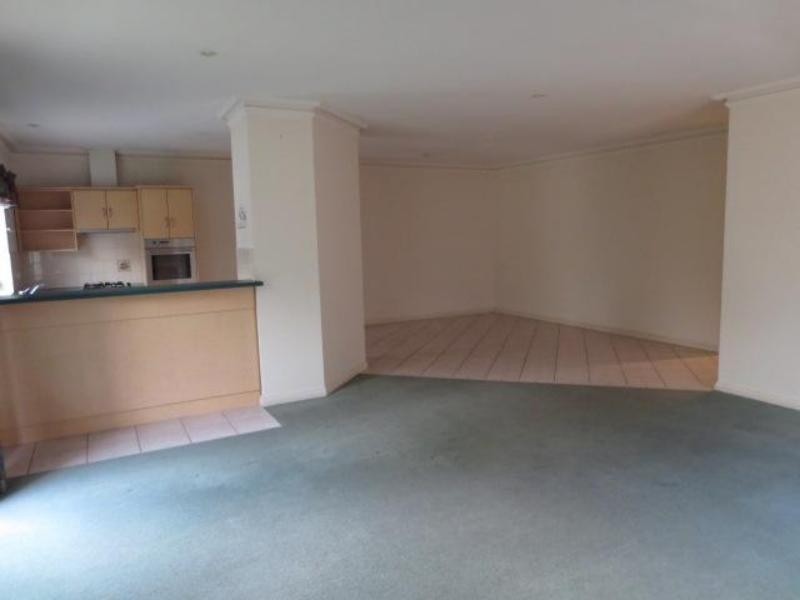 19 Hansen  Cct, Renown Park SA 5008