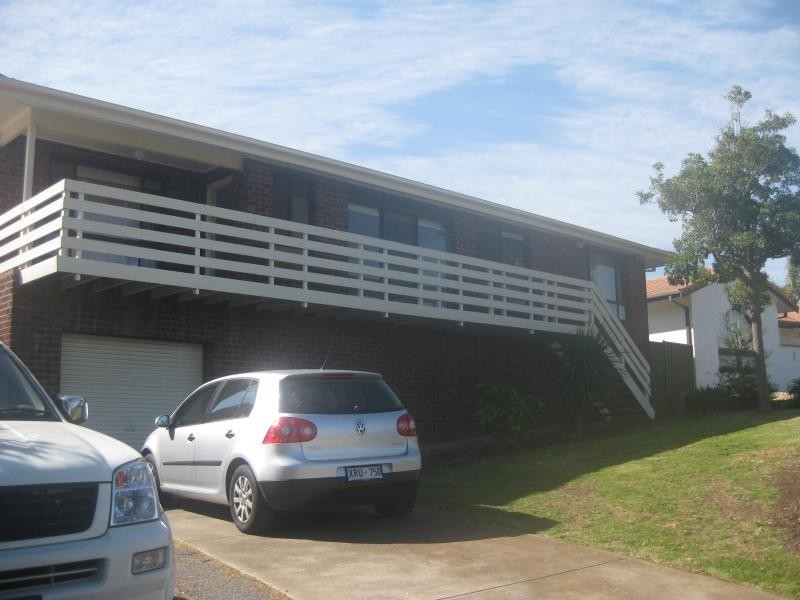 7 Falcon  Ct, Hallett Cove SA 5158