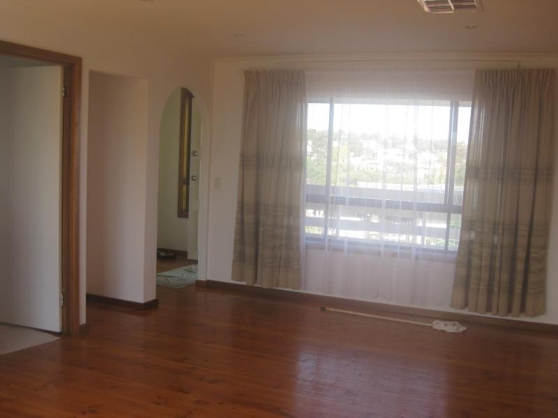 7 Falcon  Ct, Hallett Cove SA 5158