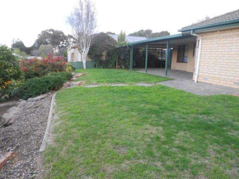 5 Dridan Cres, Trott Park SA 5158