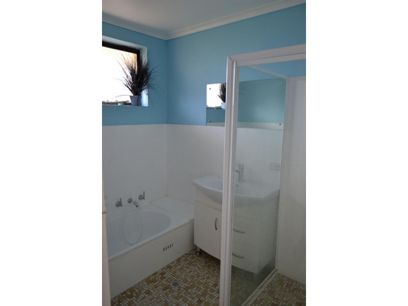 18 California  Ave, Hallett Cove SA 5158