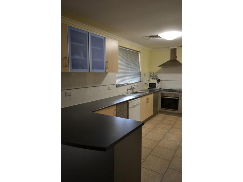 18 California  Ave, Hallett Cove SA 5158