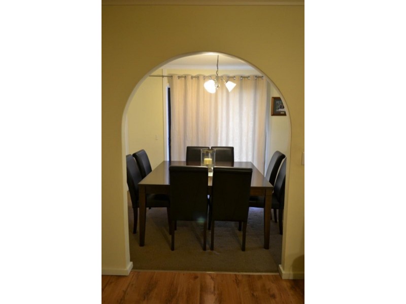 18 California  Ave, Hallett Cove SA 5158