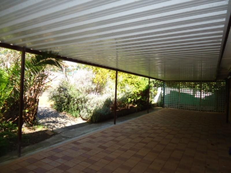 10 Lillian St, Huntfield Heights SA 5163