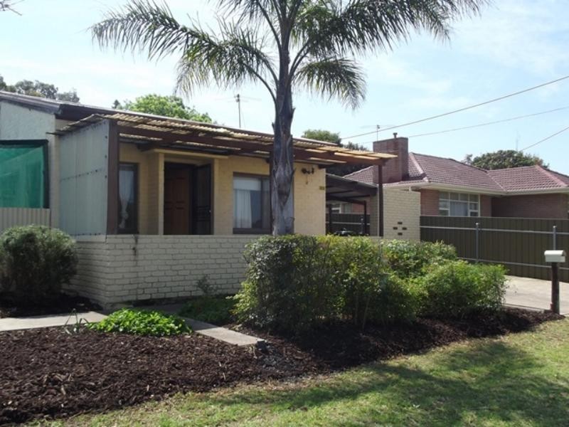 35 Maturin  Ave, Christies Beach SA 5165