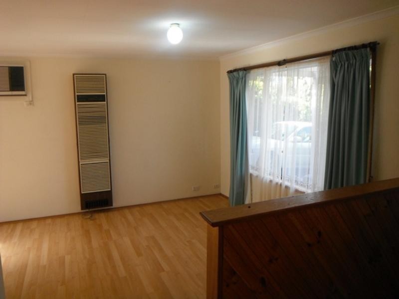 5 Gorton Ct, Trott Park SA 5158
