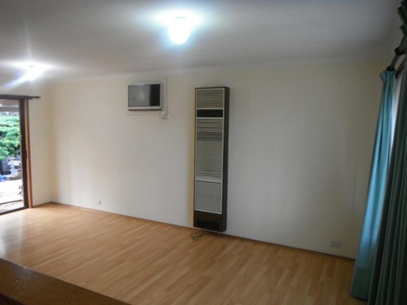 5 Gorton Ct, Trott Park SA 5158