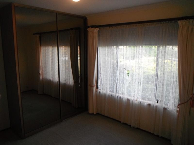 5 Gorton Ct, Trott Park SA 5158