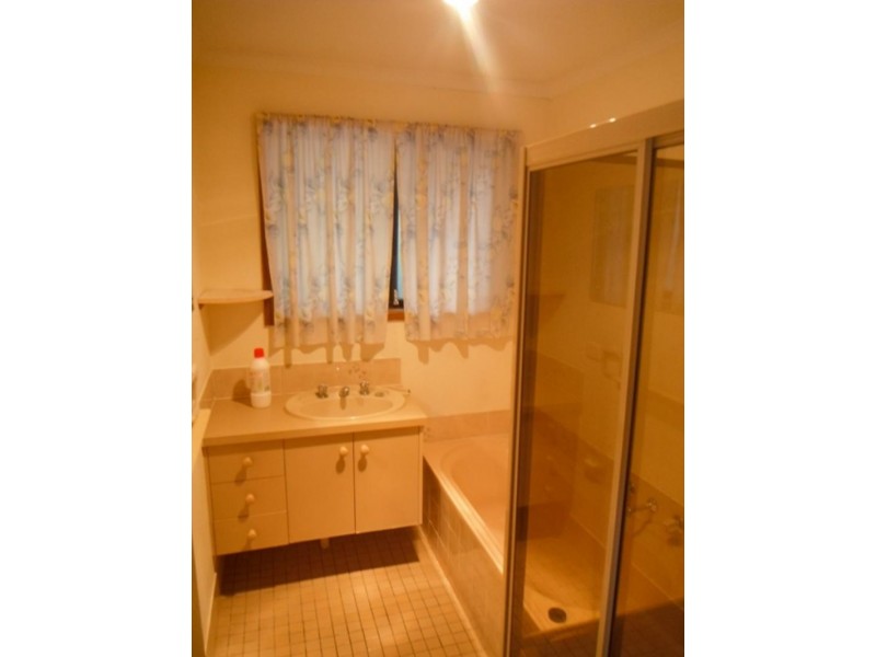 5 Gorton Ct, Trott Park SA 5158