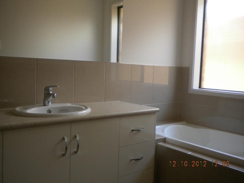 6 South Pacific Bvd, Seaford Meadows SA 5169