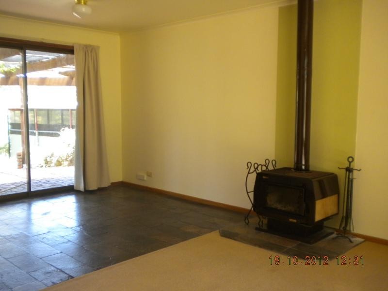 28 Salvador St, Flagstaff Hill SA 5159