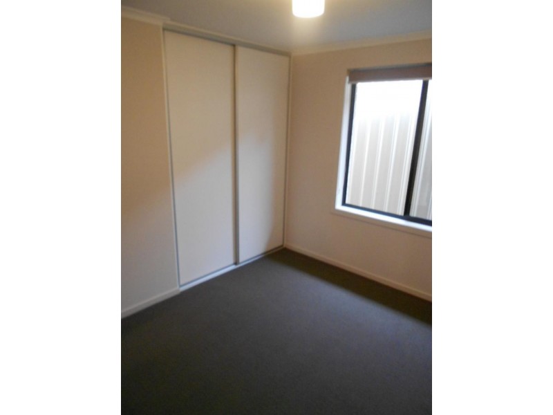 68A Kenihans Rd, Happy Valley SA 5159