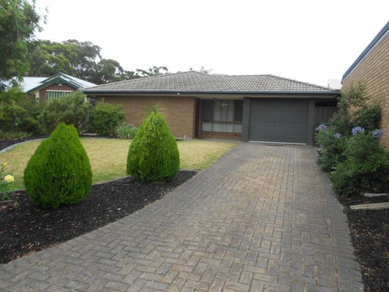 5 Cleveland  Ct, Woodcroft SA 5162