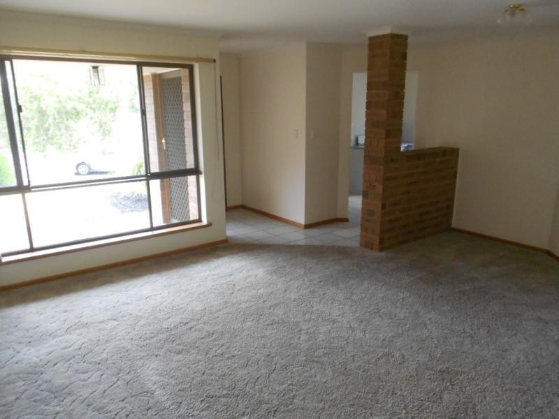 5 Cleveland  Ct, Woodcroft SA 5162