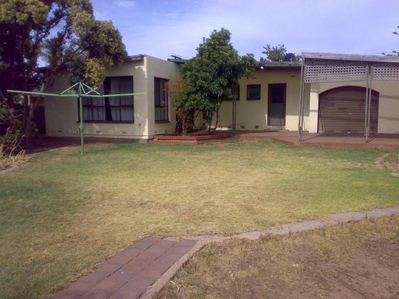 31 William Rd, Christies Beach SA 5165