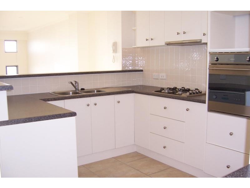 2A St Vincent  Ave, Hallett Cove SA 5158
