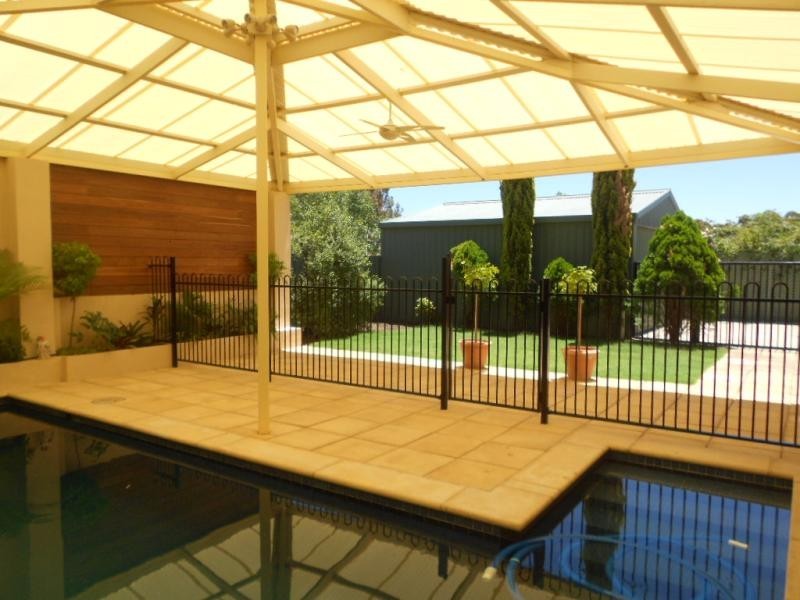 14 Hub Dr, Aberfoyle Park SA 5159