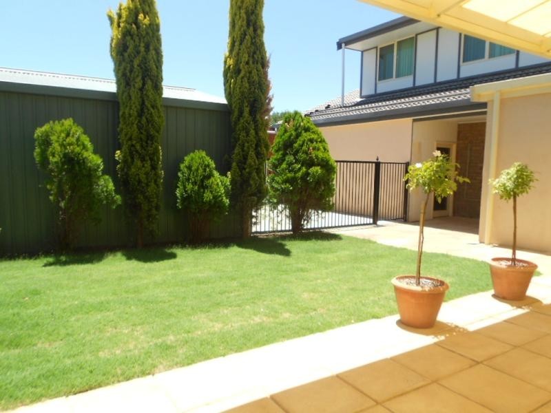 14 Hub Dr, Aberfoyle Park SA 5159