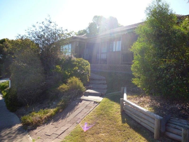 216 Perry Barr  Rd, Hallett Cove SA 5158