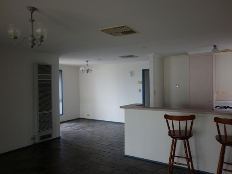 23 Peppermint Gr, Noarlunga Downs SA 5168