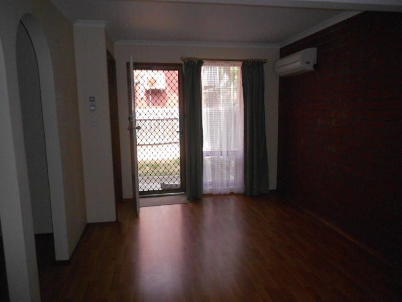 3/5 Wallala Ave, Park Holme SA 5043