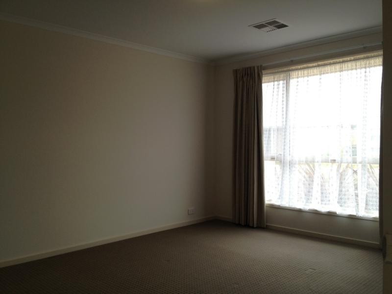 5 Birdsong St, Aldinga Beach SA 5173