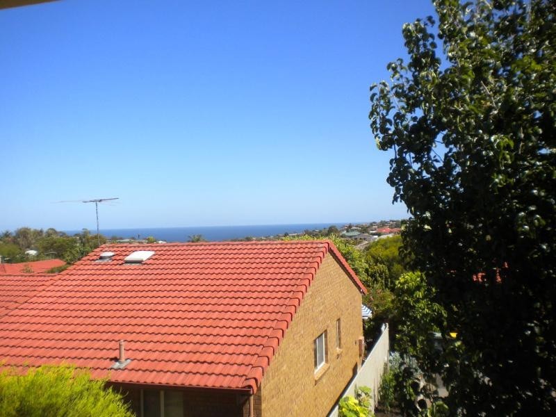 6/2 Olivier  Tce, Hallett Cove SA 5158