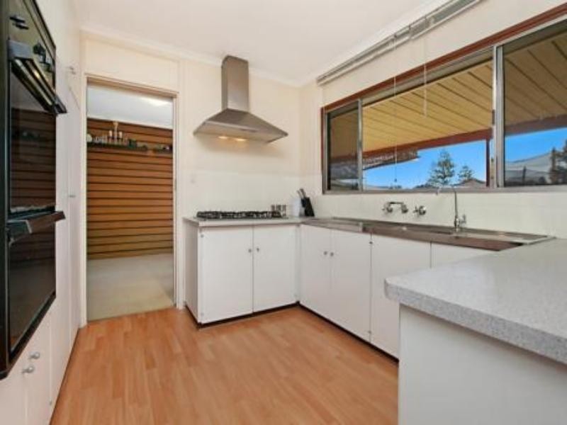 11 Taylor Tce, Christies Beach SA 5165