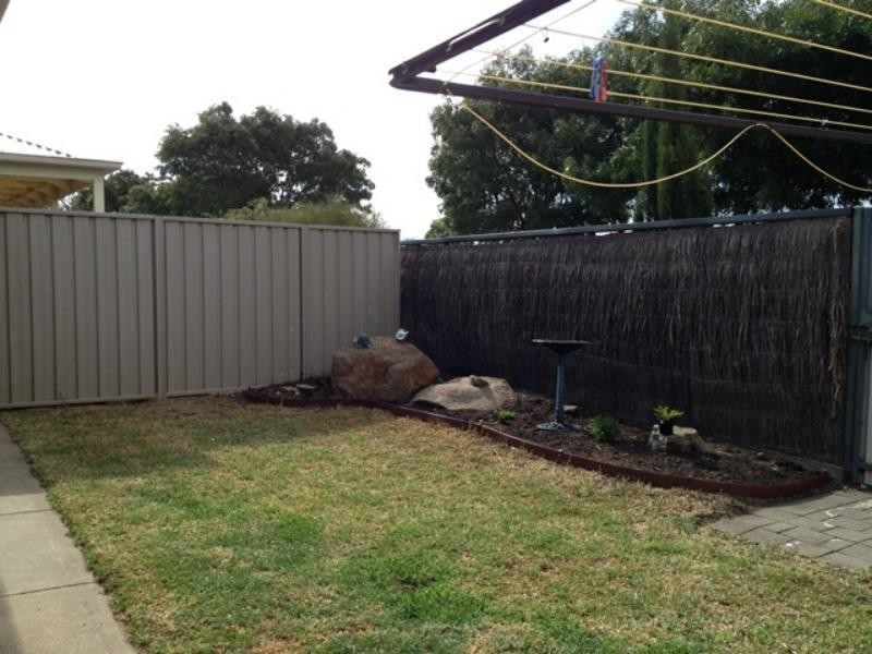 16 Avocet St, Seaford Rise SA 5169