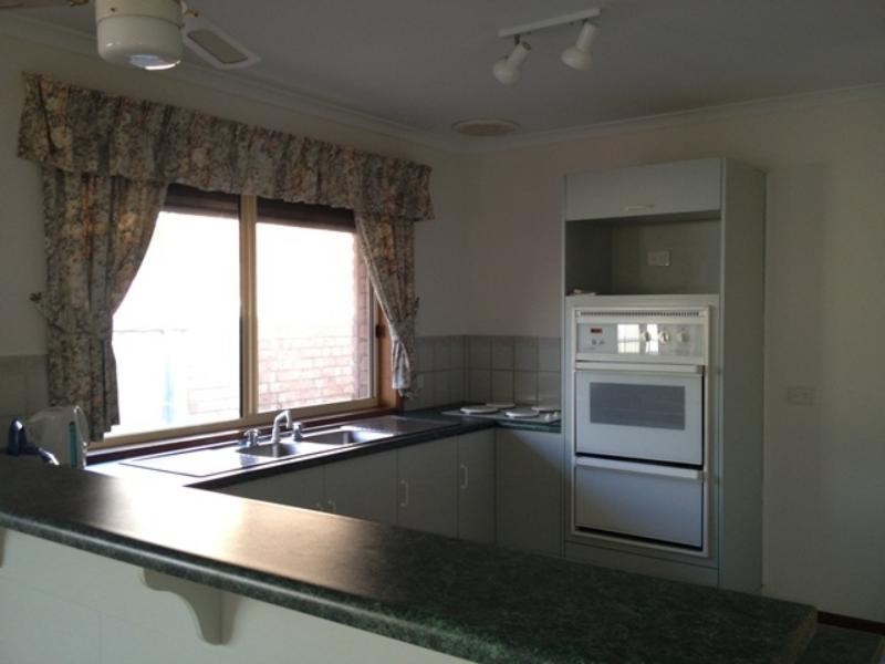 21 Cedar Ave, Seaford SA 5169