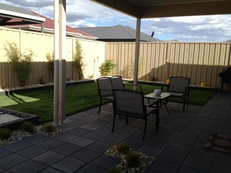 14 Miranda Pl, Seaford Meadows SA 5169