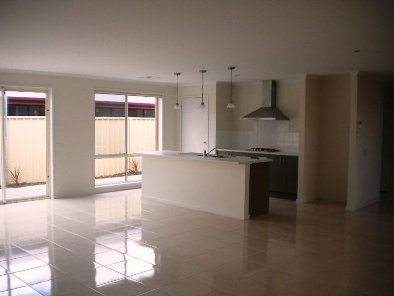 5 Killick Rd, Seaford Meadows SA 5169