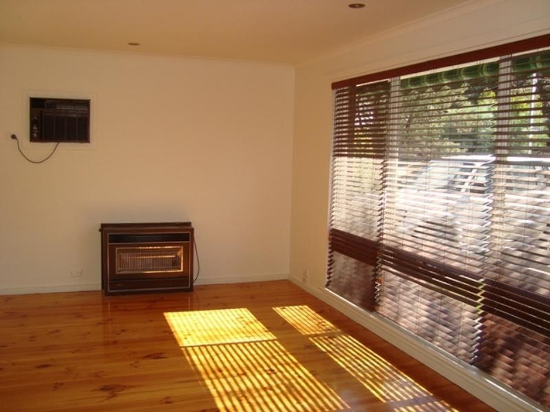 9 Ridgefield  Ave, Seaview Downs SA 5049