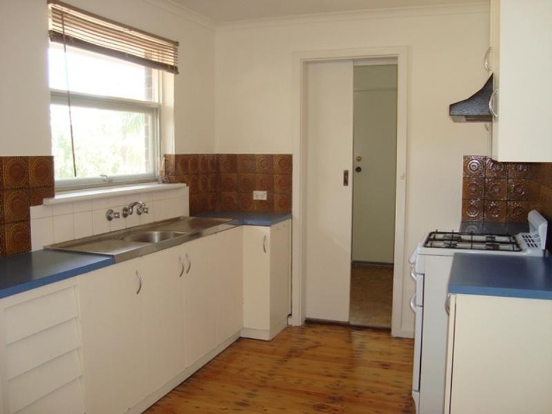 9 Ridgefield  Ave, Seaview Downs SA 5049