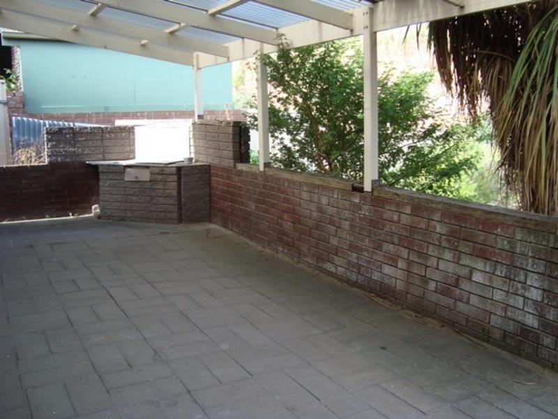 9 Ridgefield  Ave, Seaview Downs SA 5049