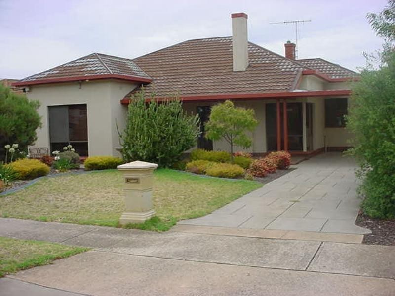 20 Kearnes Rd, Oaklands Park SA 5046