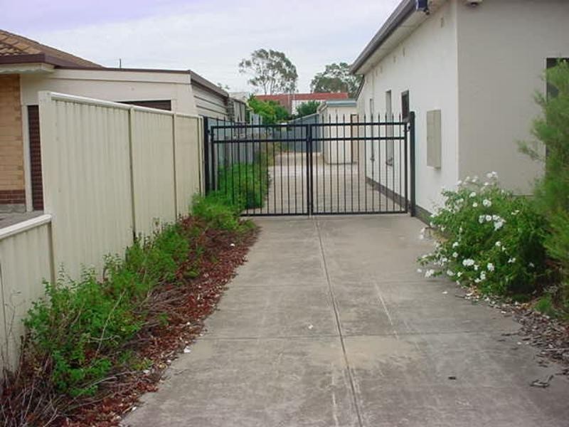 20 Kearnes Rd, Oaklands Park SA 5046