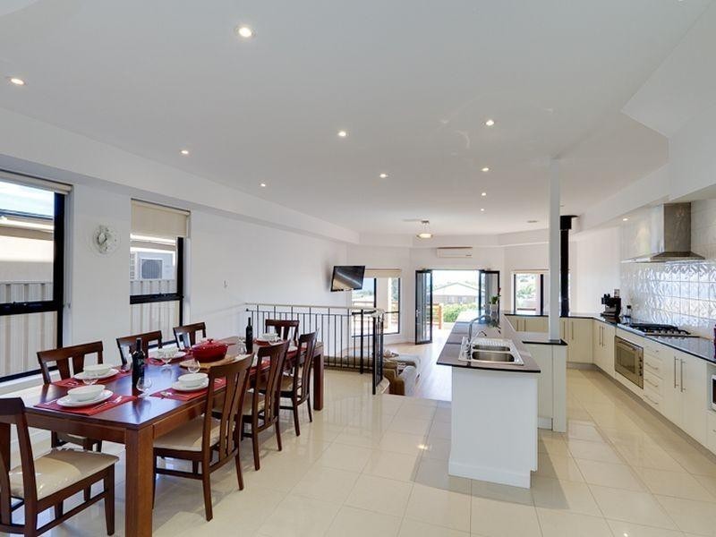 8A Wonggo St, Hallett Cove SA 5158