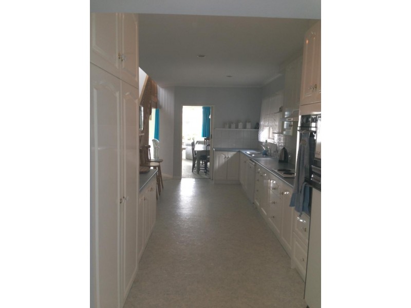 7 Wonggo  St, Hallett Cove SA 5158