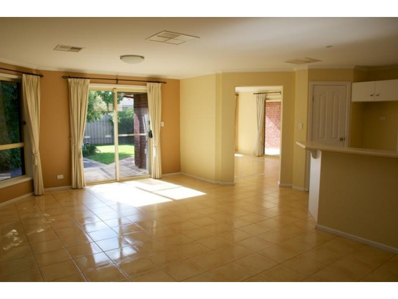 2 William Webb  Dr, Sheidow Park SA 5158