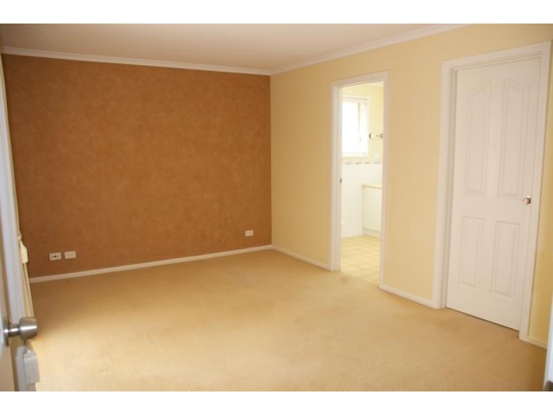 2 William Webb  Dr, Sheidow Park SA 5158