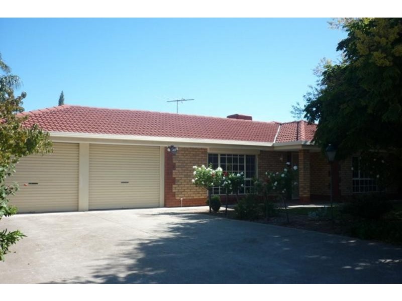 18 Goulding Gr, Noarlunga Downs SA 5168