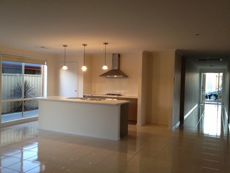 5 Killick Rd, Seaford Meadows SA 5169