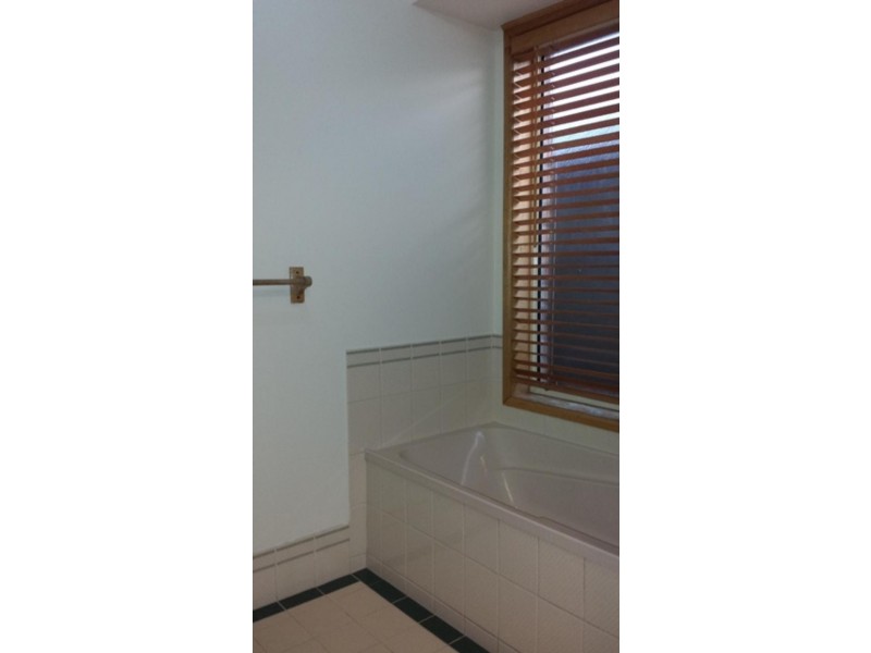 22 Barossa Way, Woodcroft SA 5162